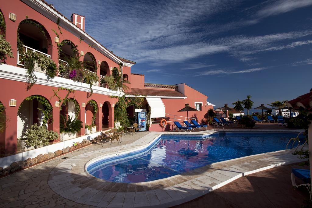 Los Arcos Hotel Nerja Exterior photo